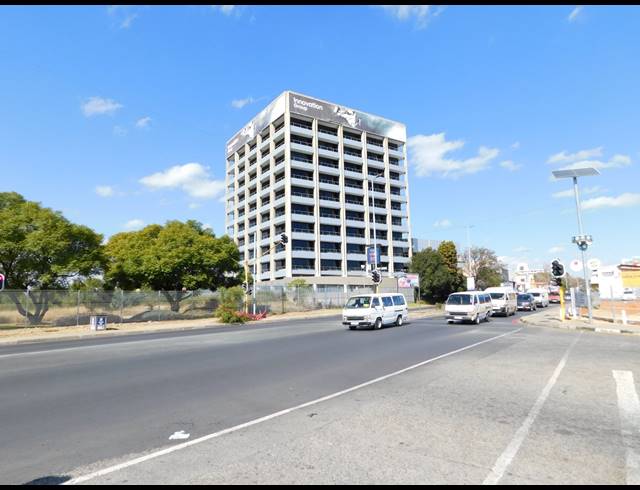 1,350M² OFFICE TO LET IN RANDBURG CENTRAL